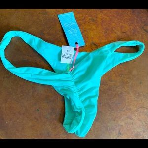 NWT moana bikini runch bottom